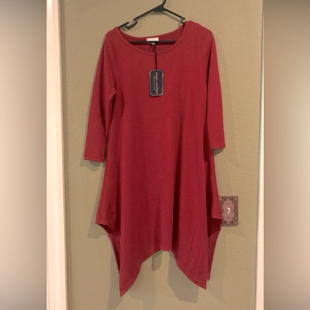 NEW Simply Southern Augusta Handkerchief Hem Dress NET Size Small Scarlet Red